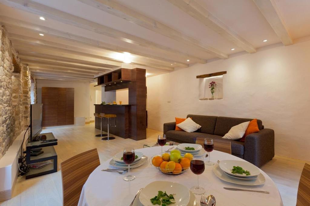 Luxury San Giovanni Apartment 2 Split Room photo